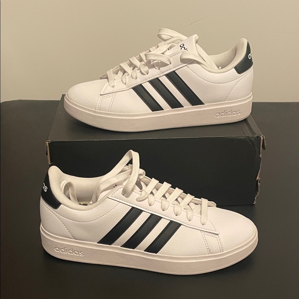 Adidas Grand Court Cloudfoam Comfort Women’s 7